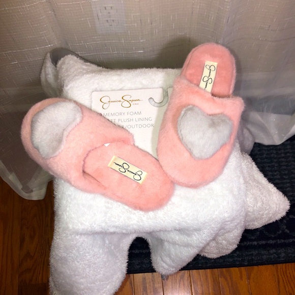 NWT  Beautiful pink Woman's Sandals Jessica Simpson - Picture 3 of 8